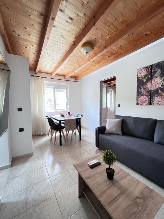 Kosaris Cottage Ziparion Exterior photo